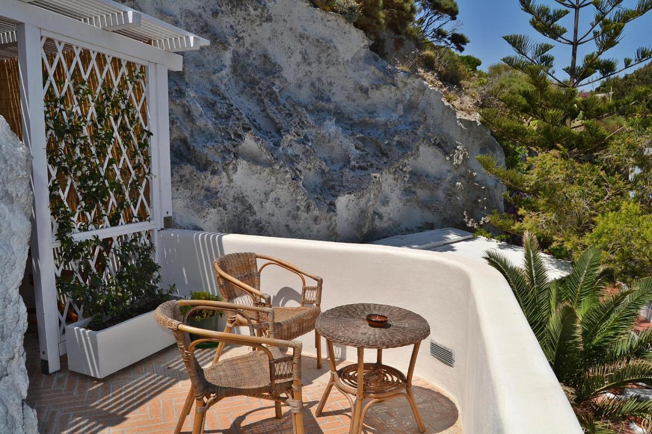 Maridea - Cave Suites Ponza Dış mekan fotoğraf