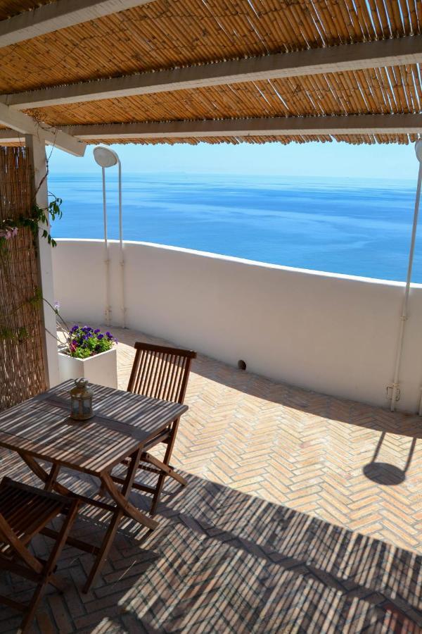 Maridea - Cave Suites Ponza Dış mekan fotoğraf
