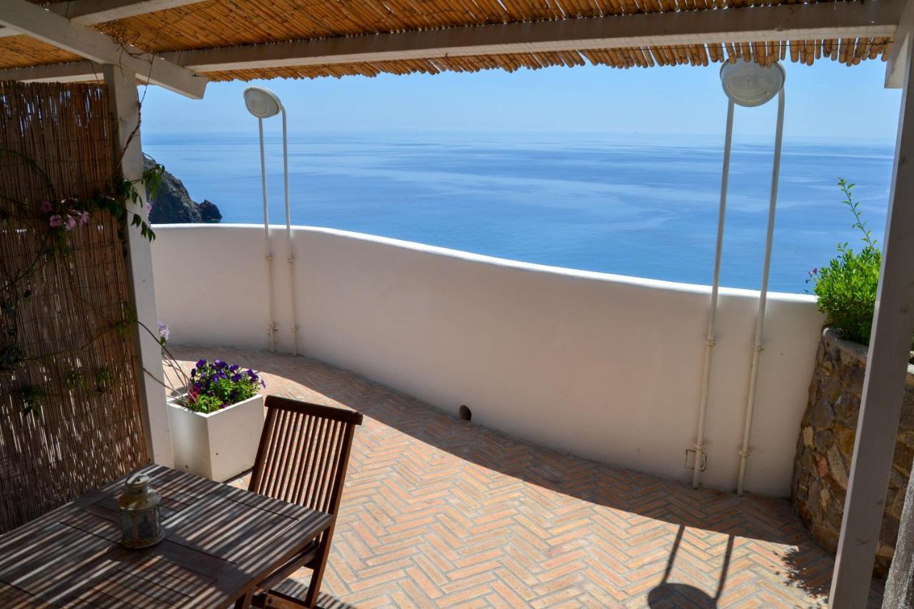 Maridea - Cave Suites Ponza Dış mekan fotoğraf
