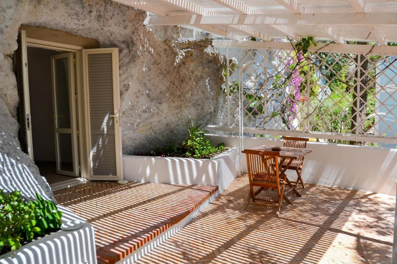 Maridea - Cave Suites Ponza Dış mekan fotoğraf