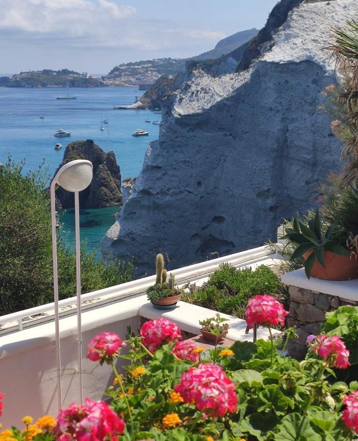Maridea - Cave Suites Ponza Dış mekan fotoğraf